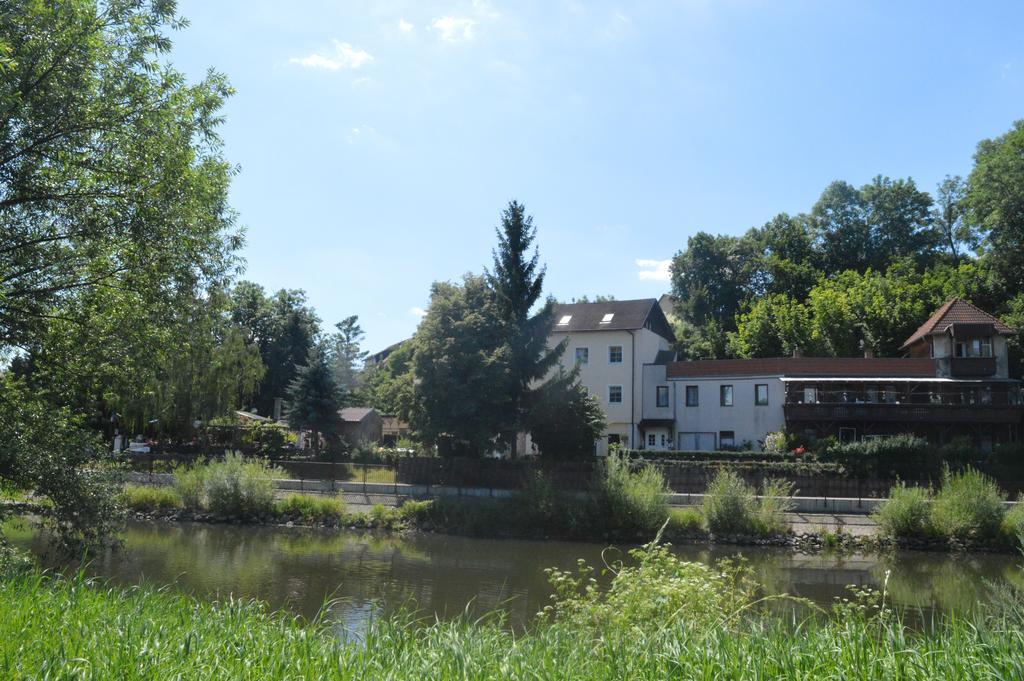 Pension Gasthaus Zum Pegel Naumburg  Exterior photo